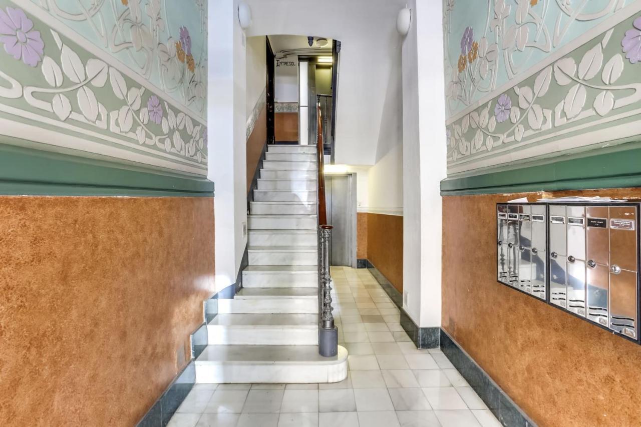 Sweett - Miro Park Apartment Barcelona Ngoại thất bức ảnh